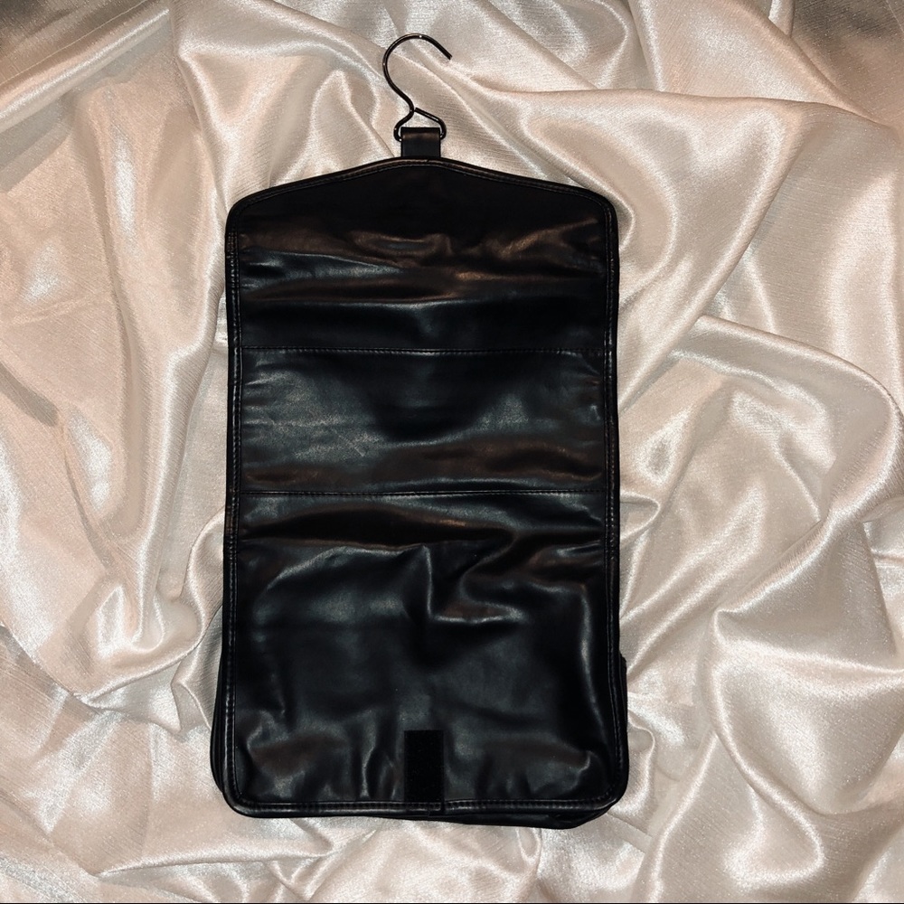 Royce Toiletry Bag - image 5
